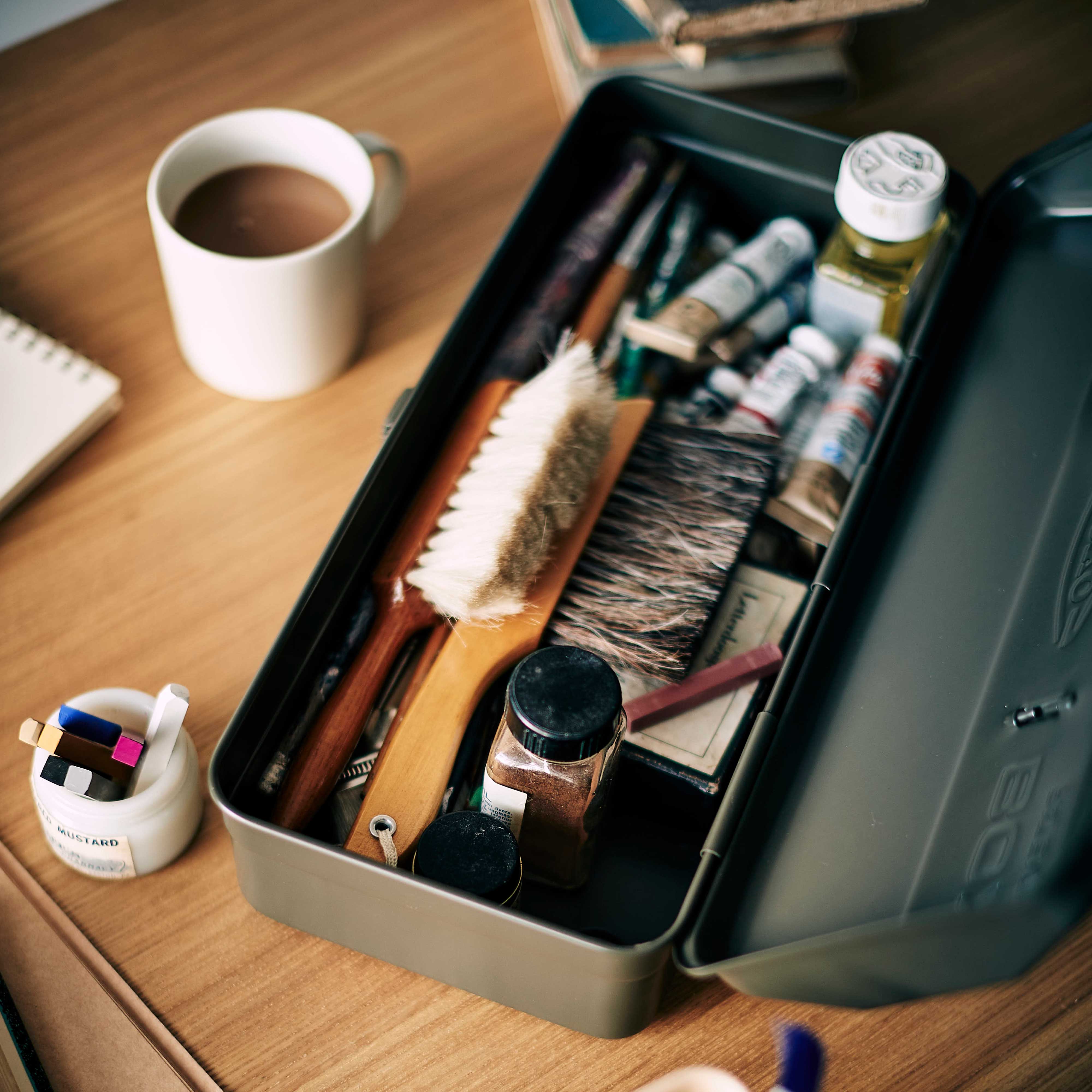 Y-350 Steel Toolbox with Top Handle and Camber Lid